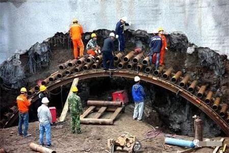 枣庄隧道钢花管支护案例